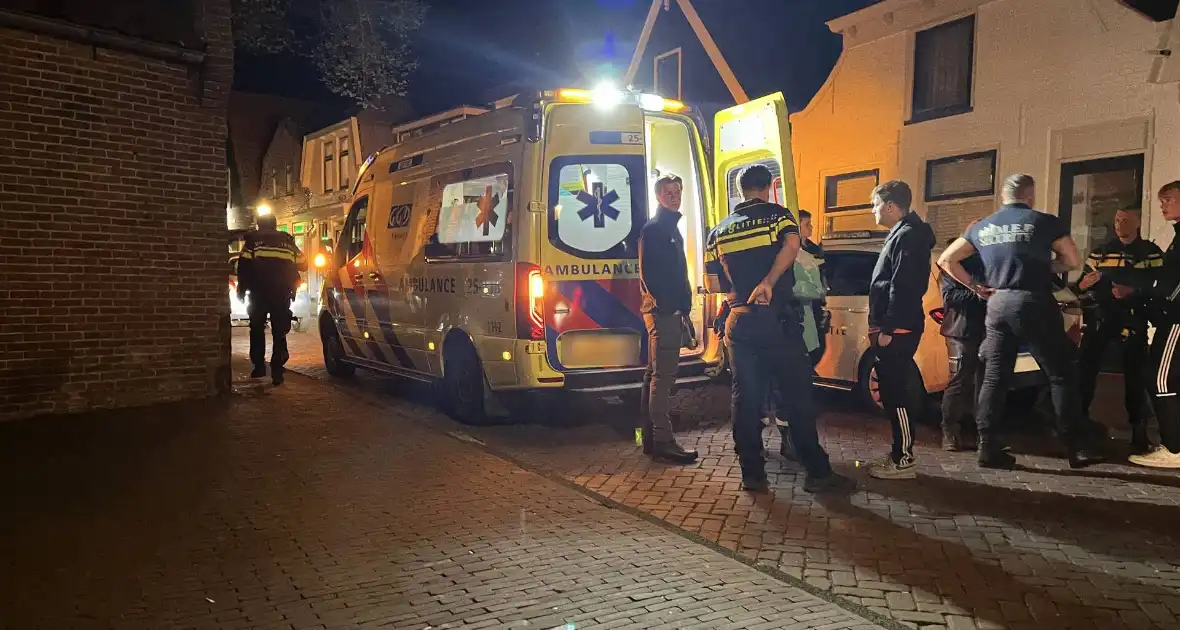 Fietser botst met personenauto - Foto 6
