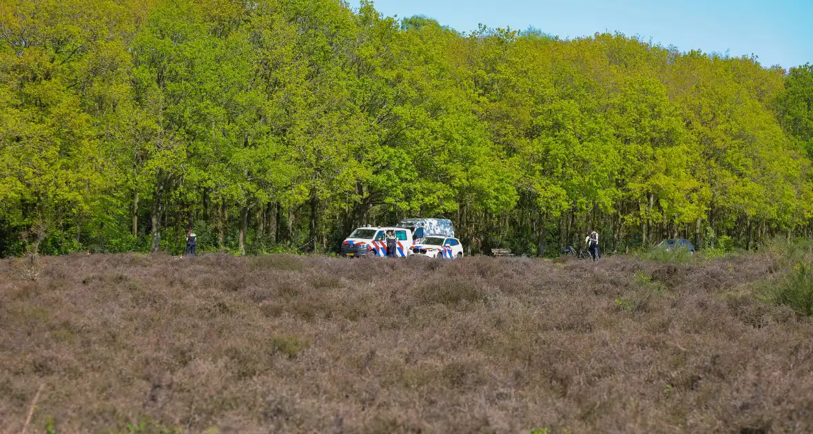 Politie schiet op verward persoon tijdens incident - Foto 6