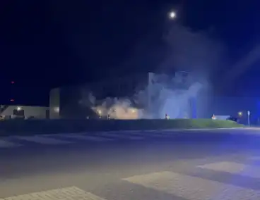 Brandweer bestrijdt ernstige brand