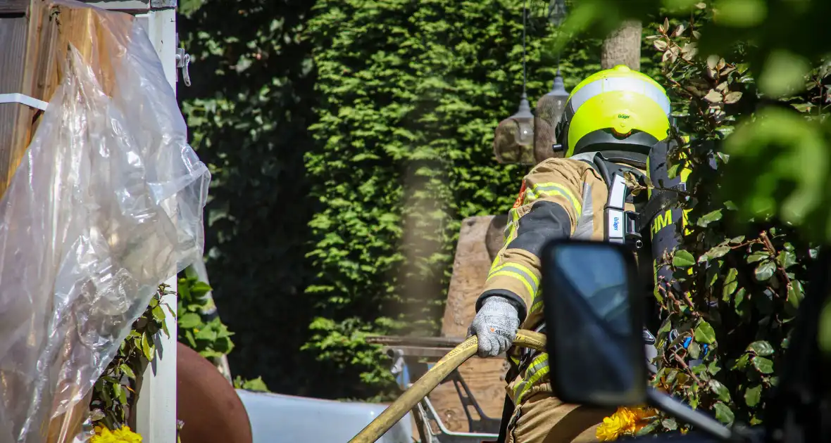 Kozijn vat vlam tijdens werkzaamheden - Foto 6