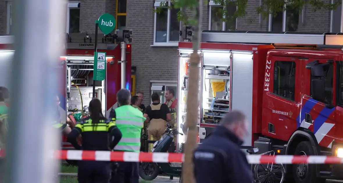 Brand in flatwoning veroorzaakt schade - Foto 10