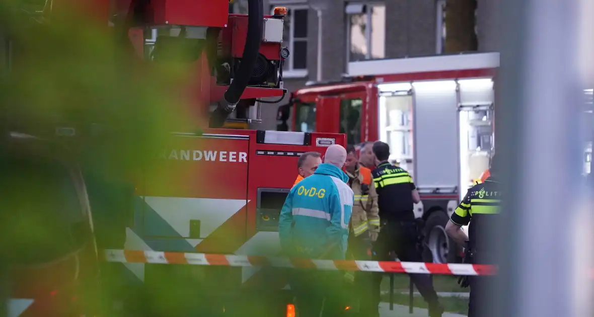 Brand in flatwoning veroorzaakt schade - Foto 8