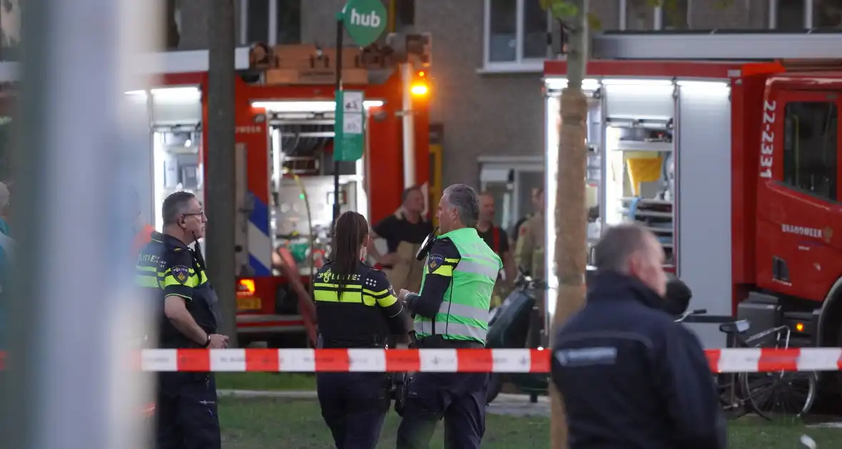 Brand in flatwoning veroorzaakt schade - Foto 9