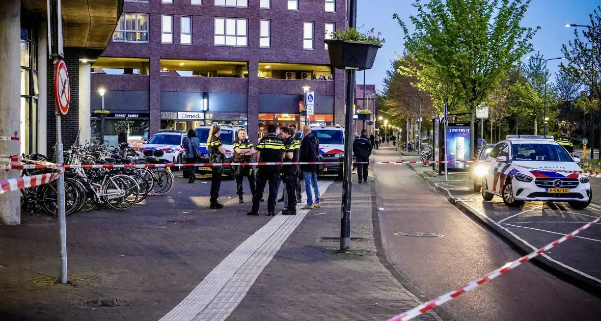Winkel beschadigd bij schietpartij - Foto 3