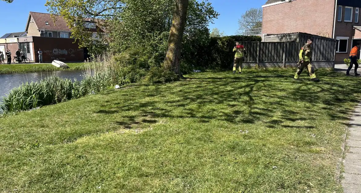 Brandweer reageert snel op buitenbrand in struiken - Foto 2