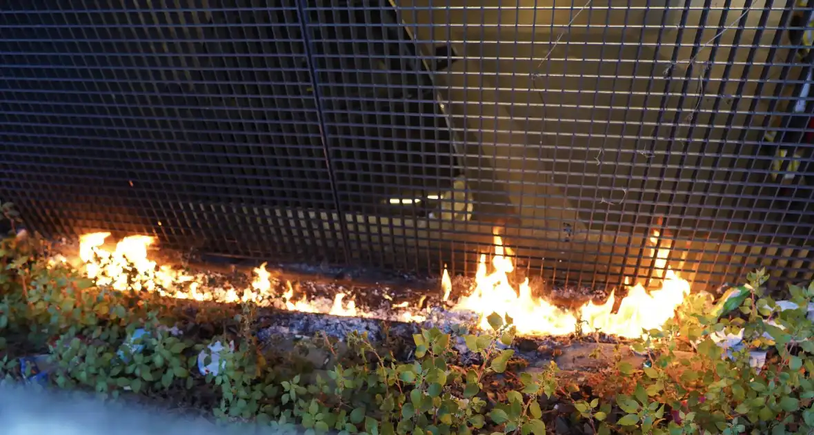 Brandweer voorkomt uitbreiding van gebouwbrand