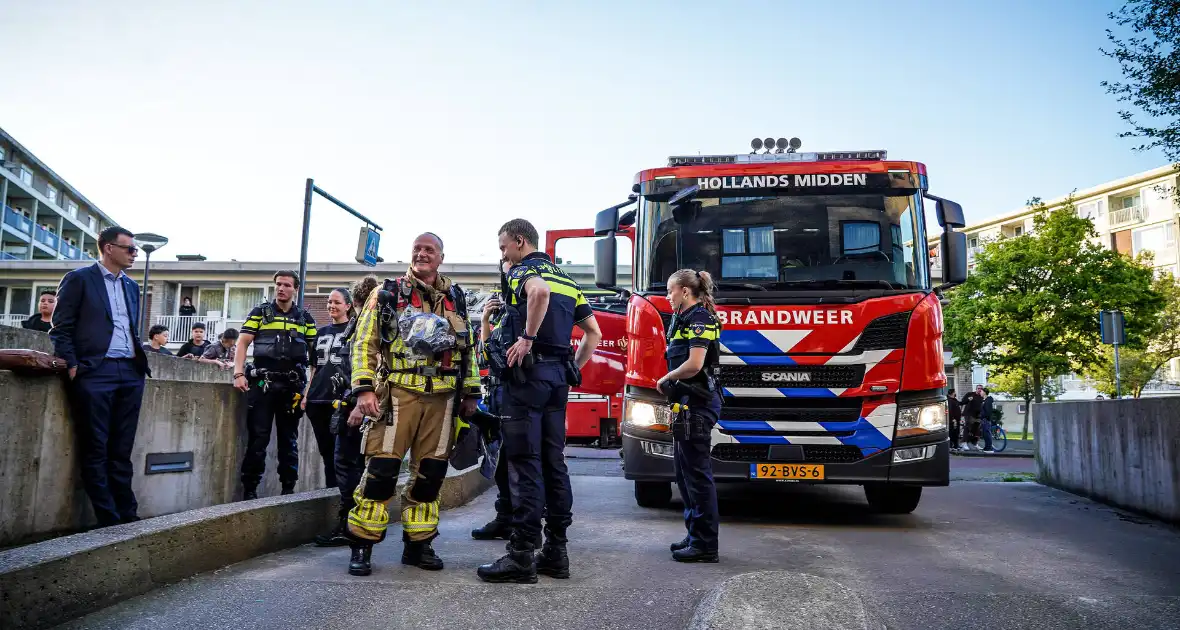 Brandweer voorkomt uitbreiding van gebouwbrand - Foto 7