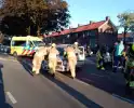 Automobilist ramt verkeerspaal uit grond door laagstaande zon