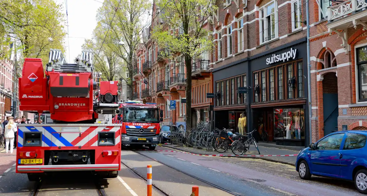 Brand in kledingwinkel snel onder controle