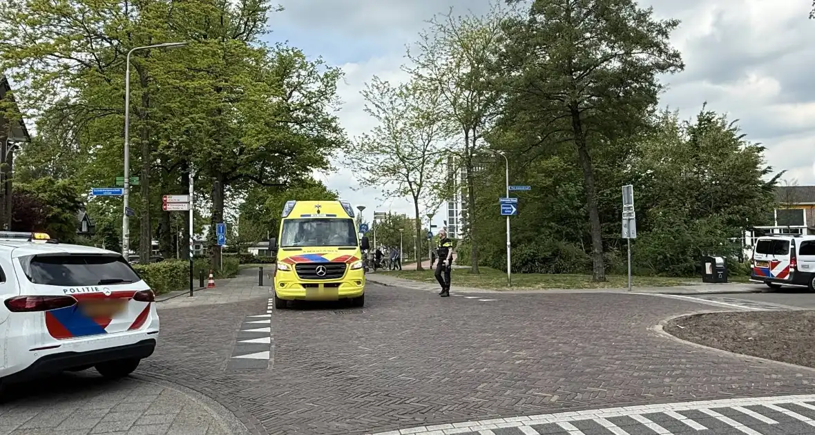 Oudere vrouw gewond bij aanrijding met fiets - Foto 3