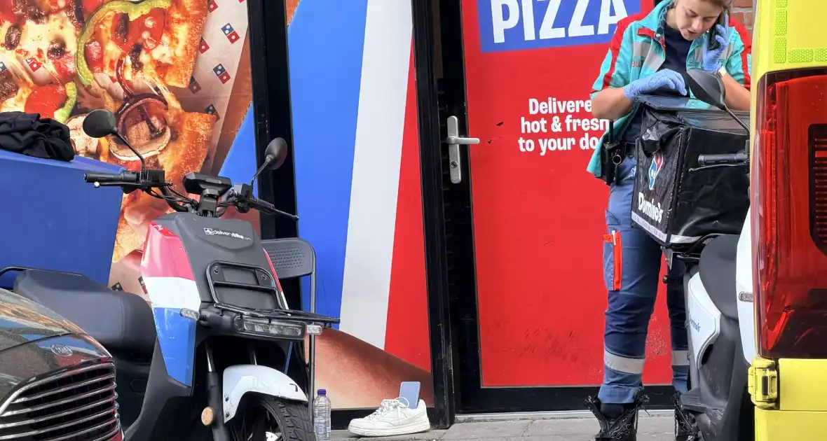 Scooterrijder komt ten val en zoekt zelf medische hulp - Foto 2