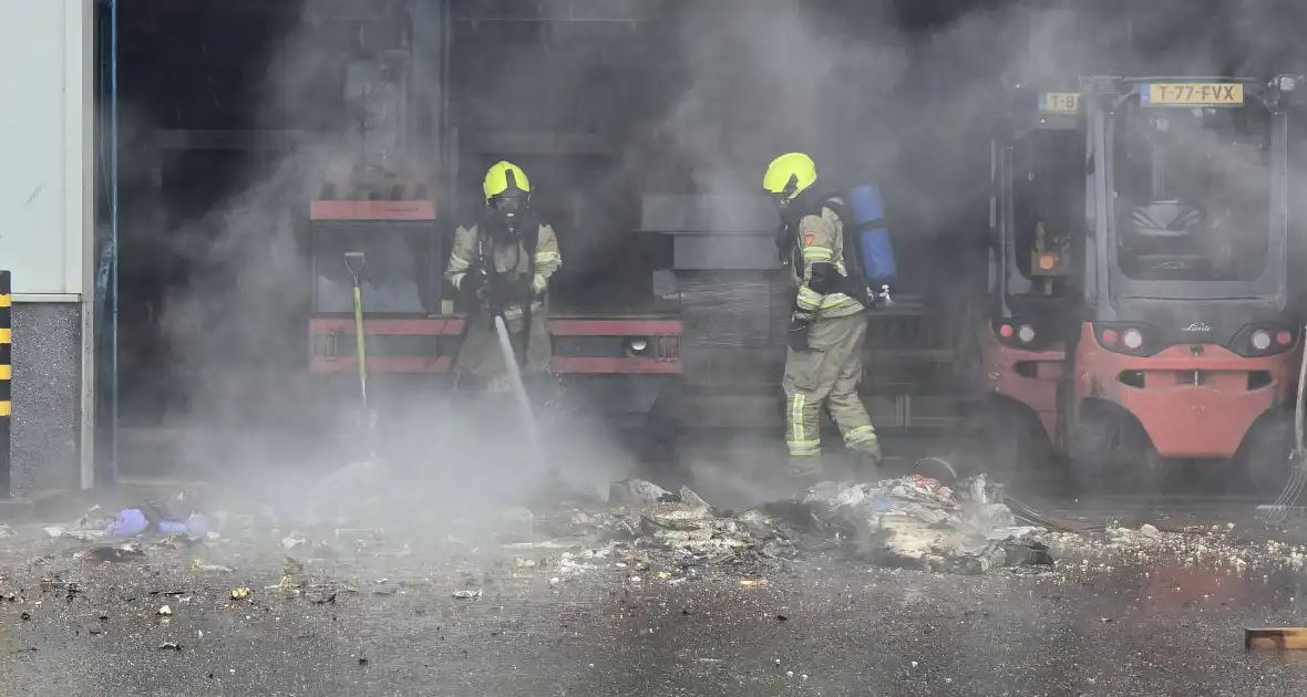 Brand ontdekt in houthandel