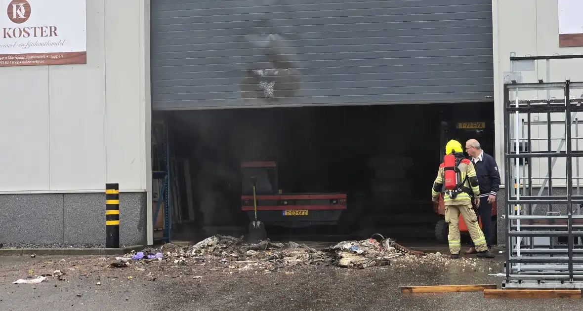 Brand ontdekt in houthandel - Foto 7