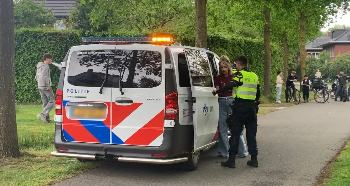 Minderjarige jongen betrokken bij fietsongeluk - Foto 3