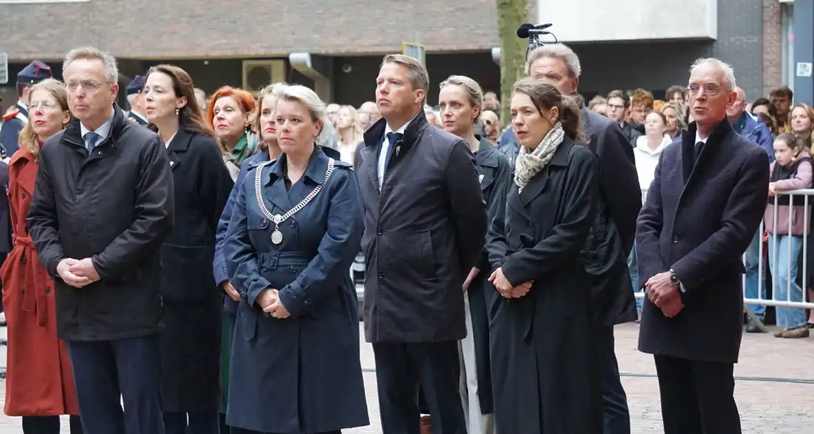 Kranslegging bij Joods monument Sterrebos - Foto 24