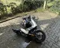 Scooter in brand gestoken op afgelegen plek