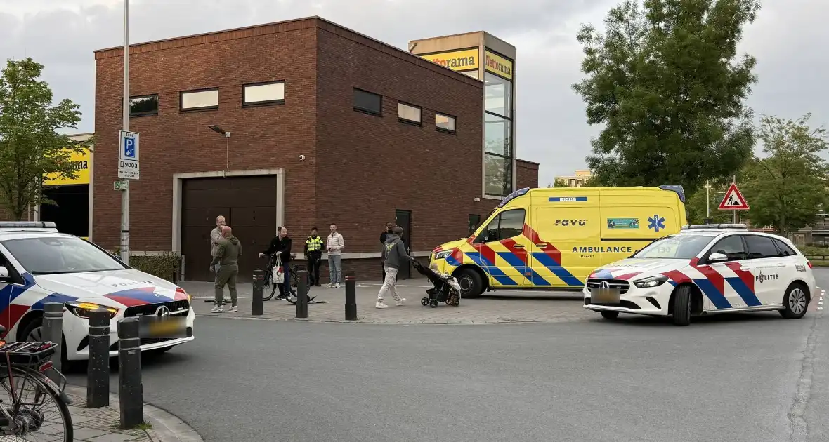 Auto rijdt fietser aan en vlucht - Foto 11