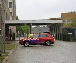 Brandweer met spoed naar ziekenhuis voor incident