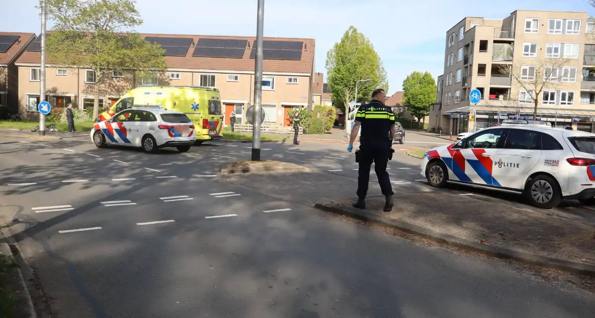 Kind gewond geraakt na aanrijding - Foto 1