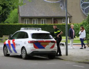 Politie valt woning binnen met stormram