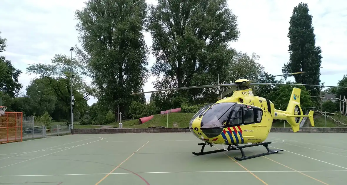 Traumahelikopter ingezet voor medisch incident in woning - Foto 1