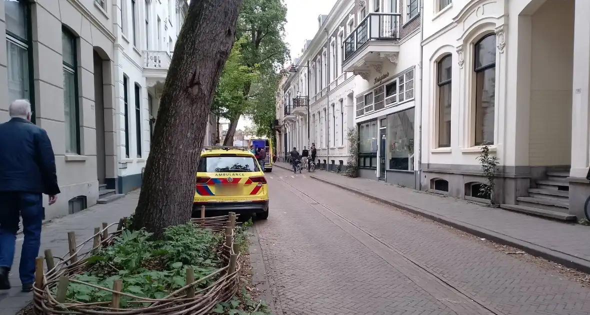 Traumahelikopter ingezet voor medisch incident in woning - Foto 3