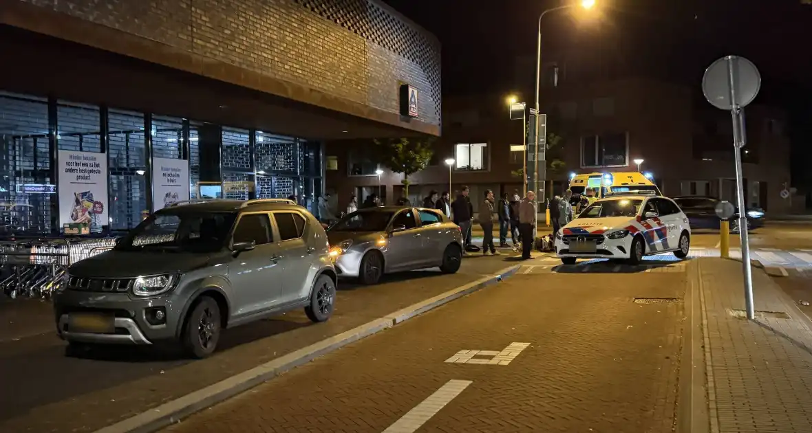 Ongeval met scooter en auto leidt tot onrust - Foto 8