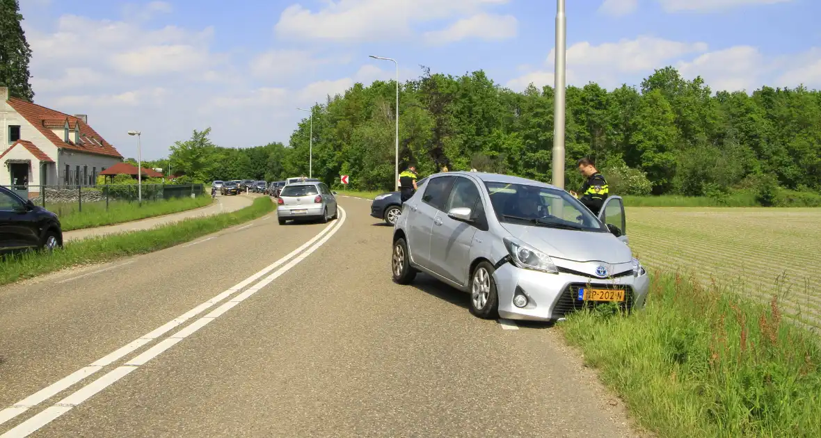 Aanrijding met forse schade door blackout - Foto 2
