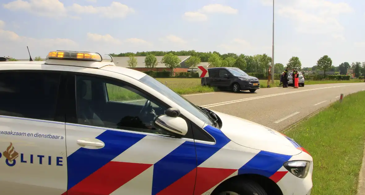 Aanrijding met forse schade door blackout - Foto 8