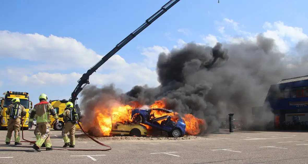 Grote belangstelling met meerdere demonstraties bij reddingbootdag - Foto 3