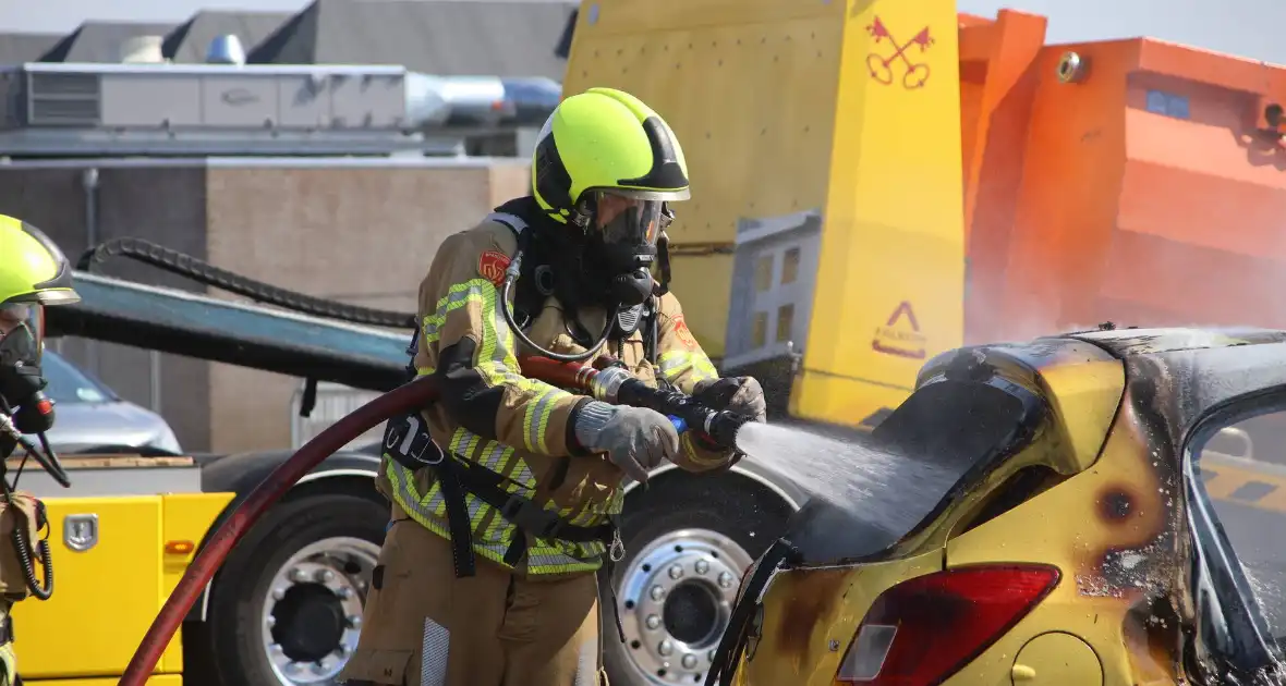 Grote belangstelling met meerdere demonstraties bij reddingbootdag - Foto 9