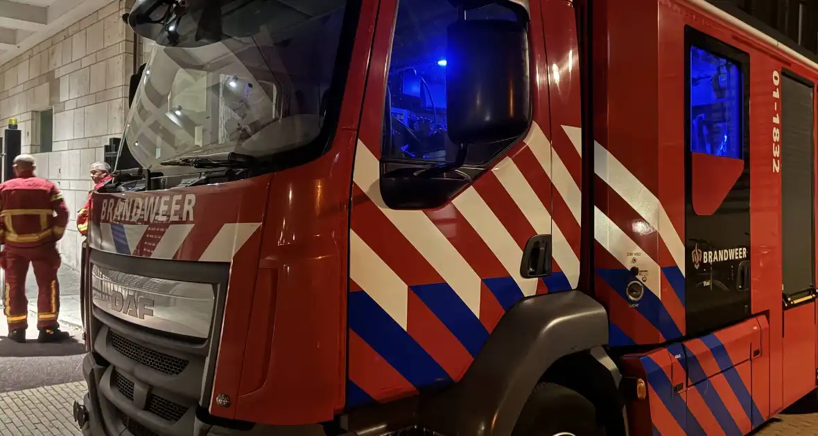 Boiler valt van muur en veroorzaakt waterlekkage - Foto 1