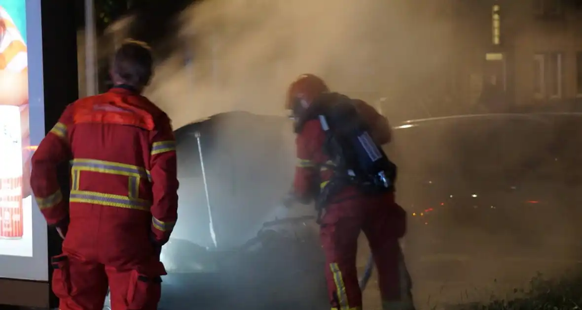 Politie pakt verdachte na autobrand - Foto 7
