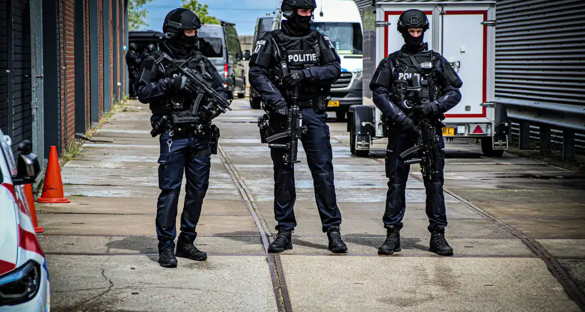 Twee verdachten aangehouden na vondst drugslab - Foto 1
