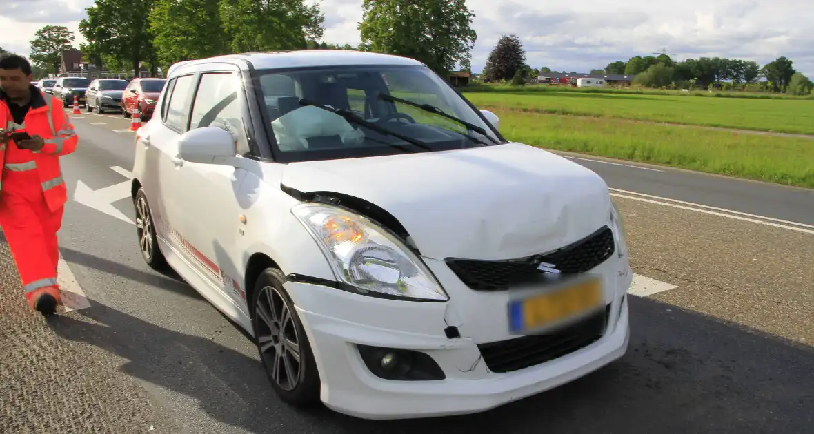Botsing met drie voertuigen zorgt voor verkeershinder - Foto 8