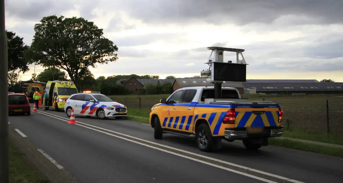 Ongeval met drie voertuigen zorgt voor verkeershinder - Foto 1