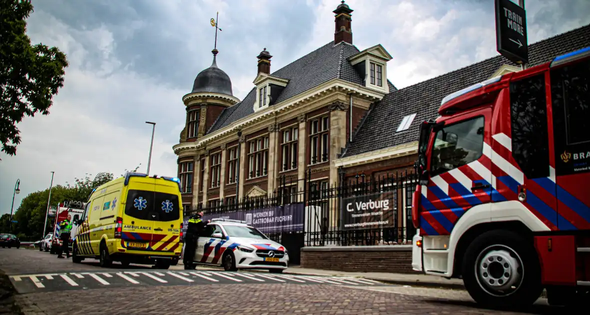 Persoon loopt brandwonden op in restaurant