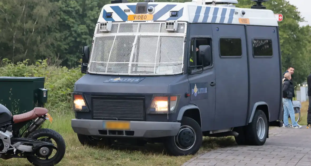 Situatie in Loosdrecht blijft kalm - Foto 2
