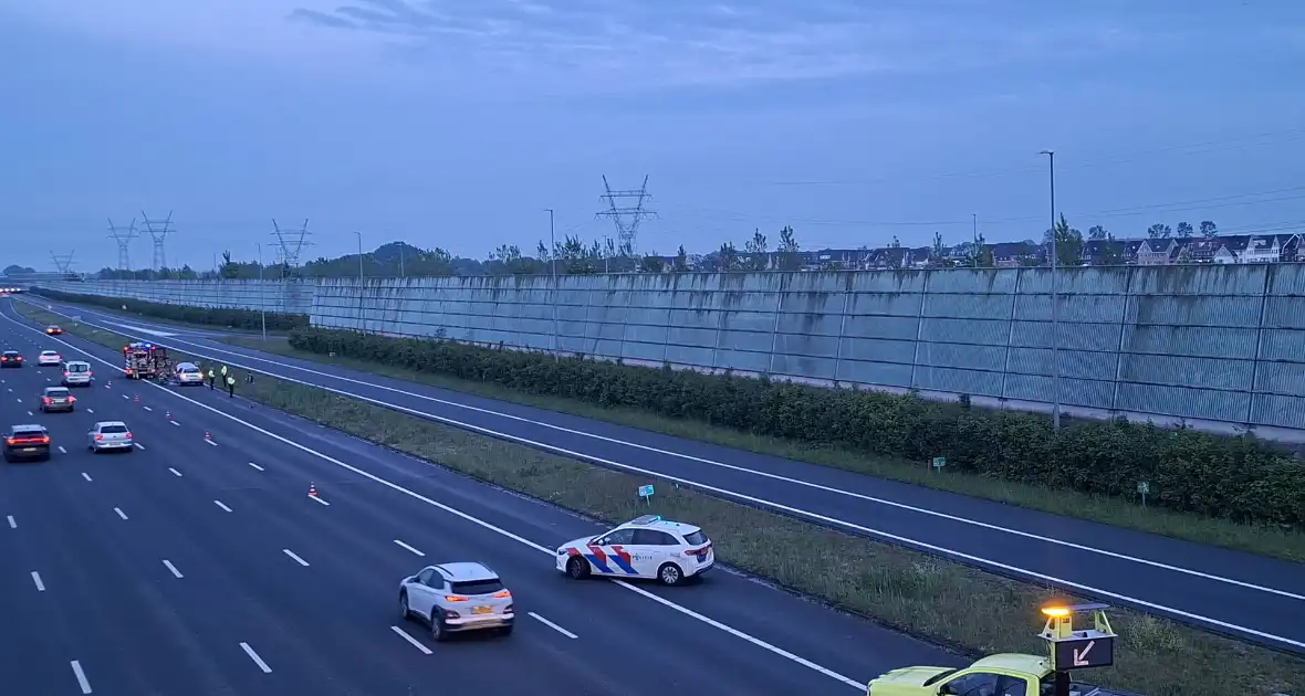 Brand in voertuig op snelweg - Foto 2