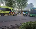 Voetganger gewond na aanrijding met bus