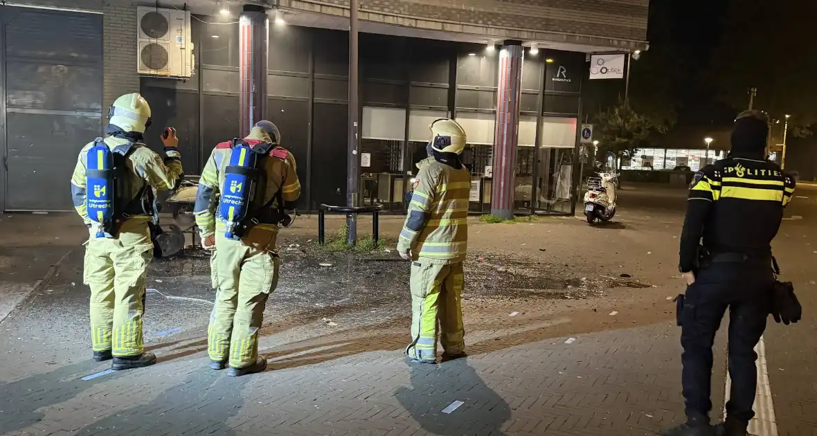 Meubilair in brand bij laad- en losruimte - Foto 5