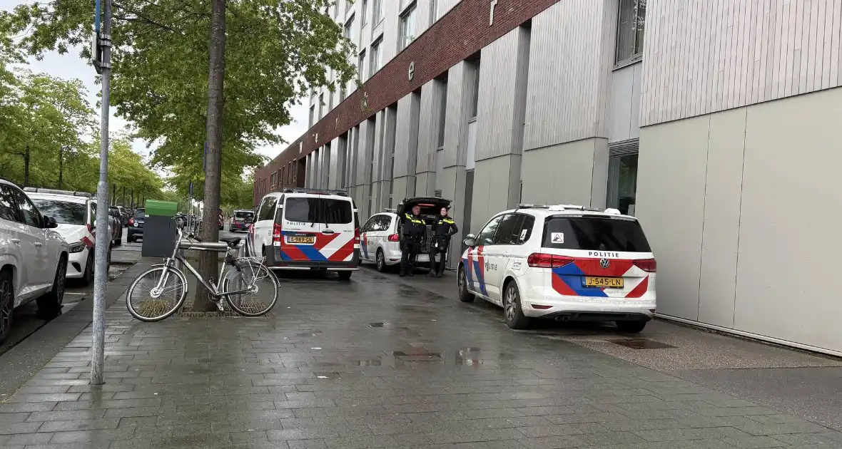 Demonstratie tegen asielzoekerscentrum rustig verlopen - Foto 5