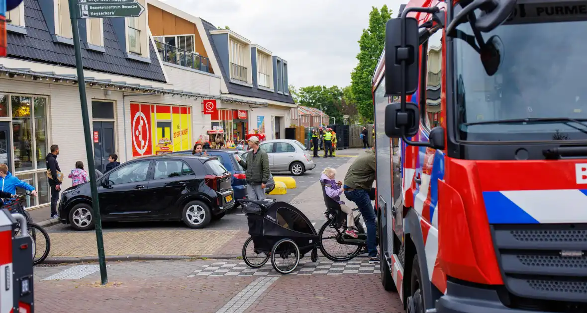 Brand in magazijn van Albert Heijn leidt tot ontruiming - Foto 2