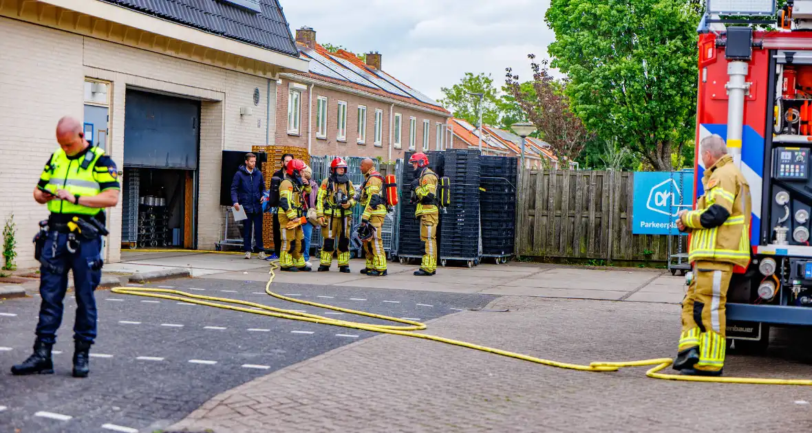 Brand in magazijn van Albert Heijn leidt tot ontruiming - Foto 5