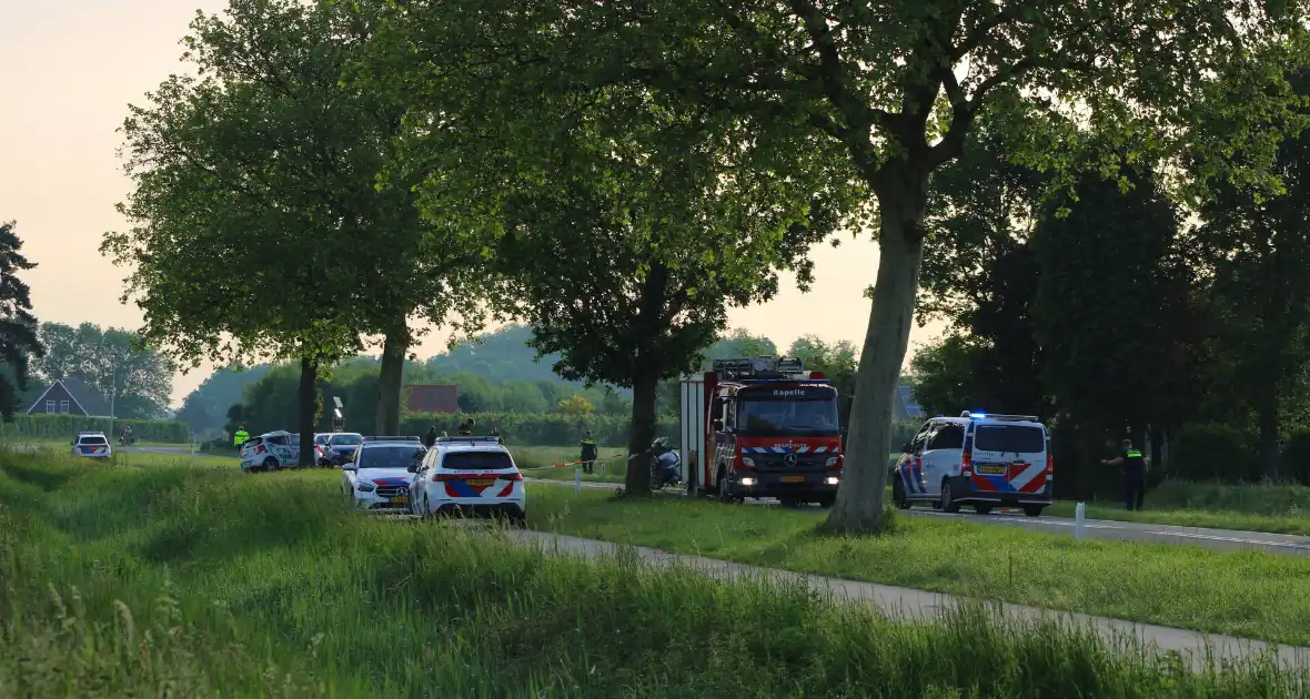 Een dode bij ernstig ongeval met auto - Foto 7