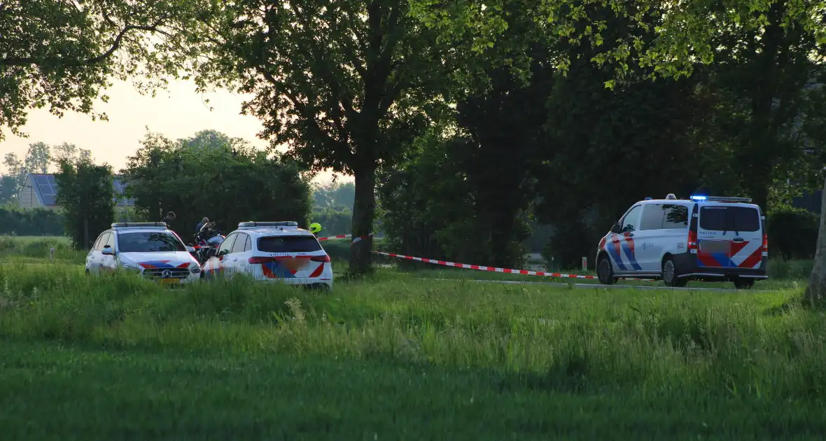 Een dode bij ernstig ongeval met auto - Foto 8
