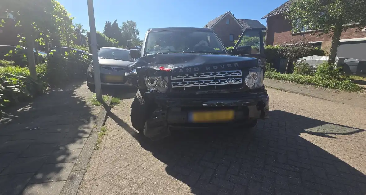 Bestuurder raakt onwel en veroorzaakt ongeval met meerdere total loss auto's