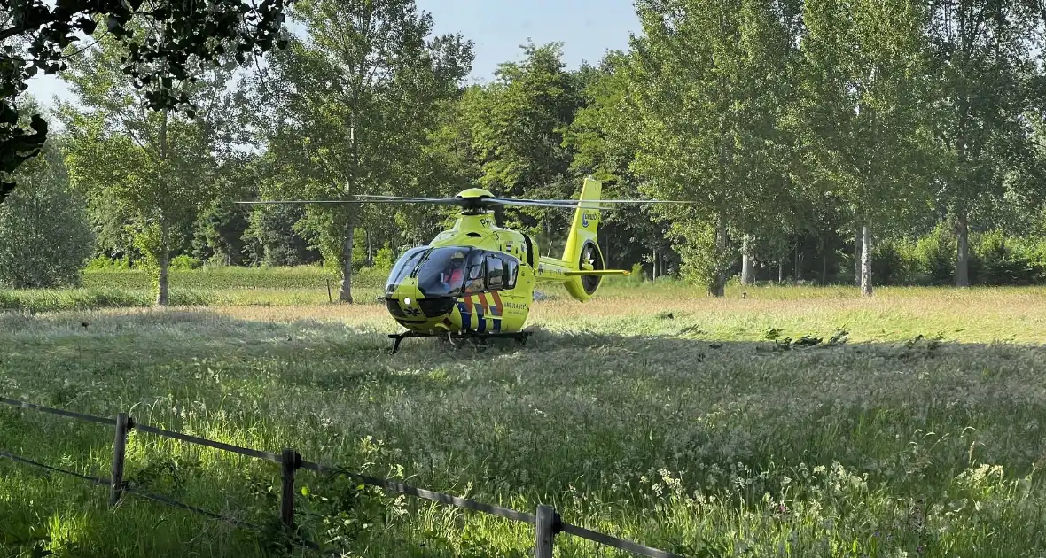 Fietser zwaargewond bij aanrijding met tractor