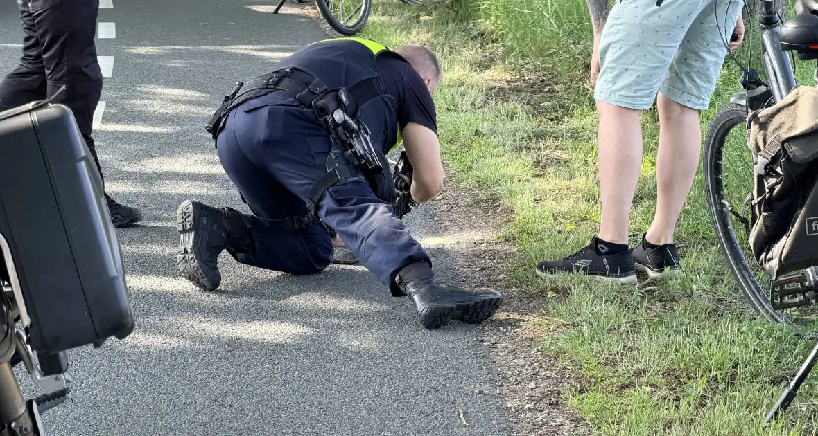 Fietser zwaargewond bij aanrijding met tractor - Foto 5