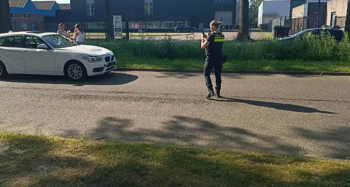 Kind op fatbike aangereden door auto - Foto 8